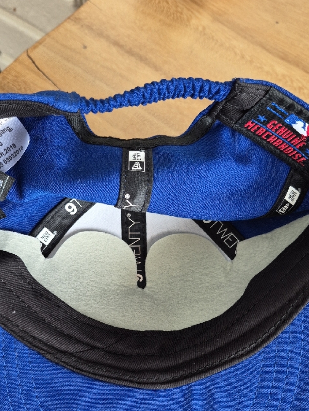 New Era Blue Toronto Blue Jays Infant Cap with Red Maple Leaf - Picture 4 of 4
